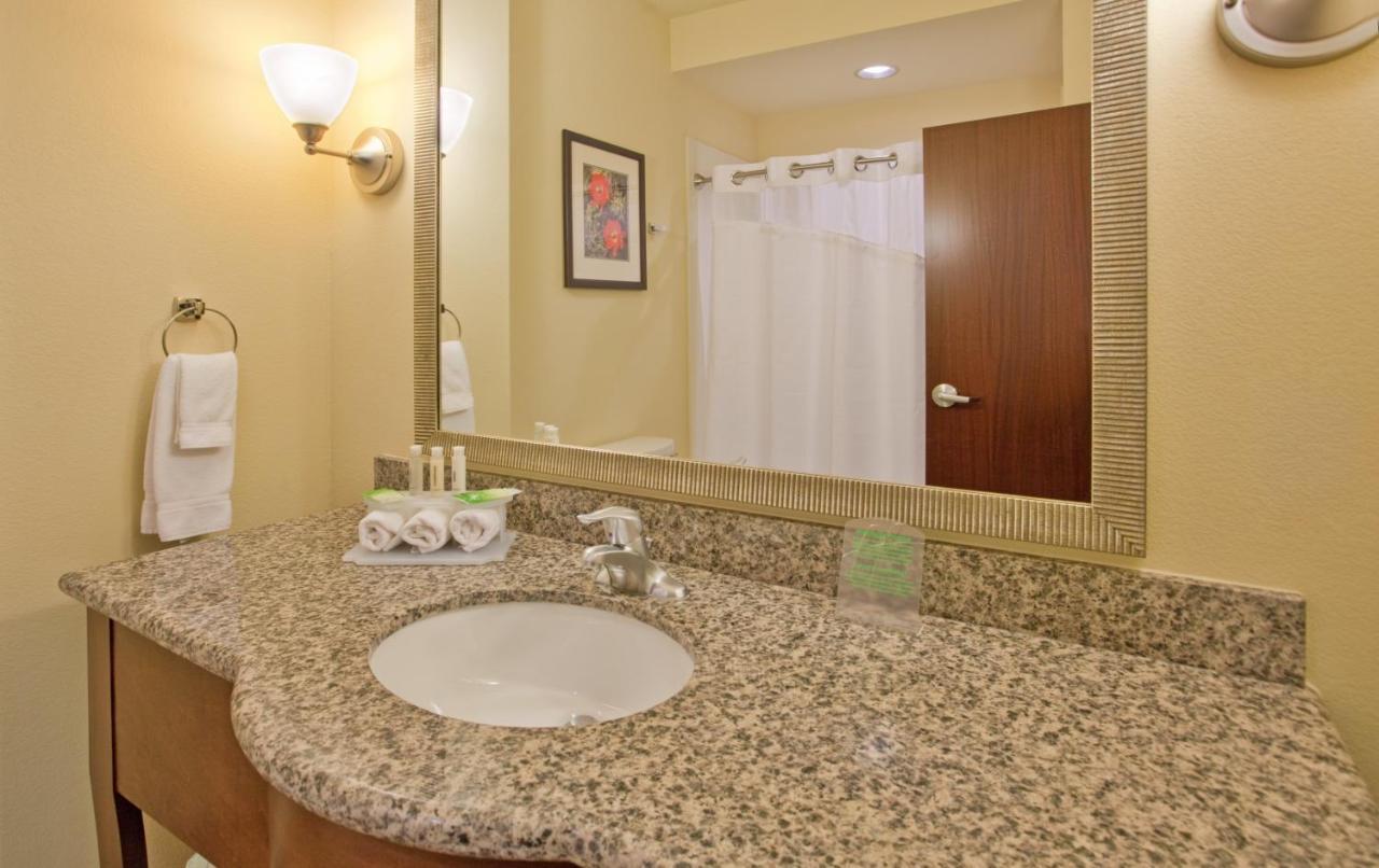 Holiday Inn Express & Suites Gallup East By Ihg Eksteriør billede